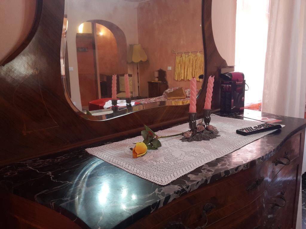 B&B Au Caruggiu Ceriale Ruang foto