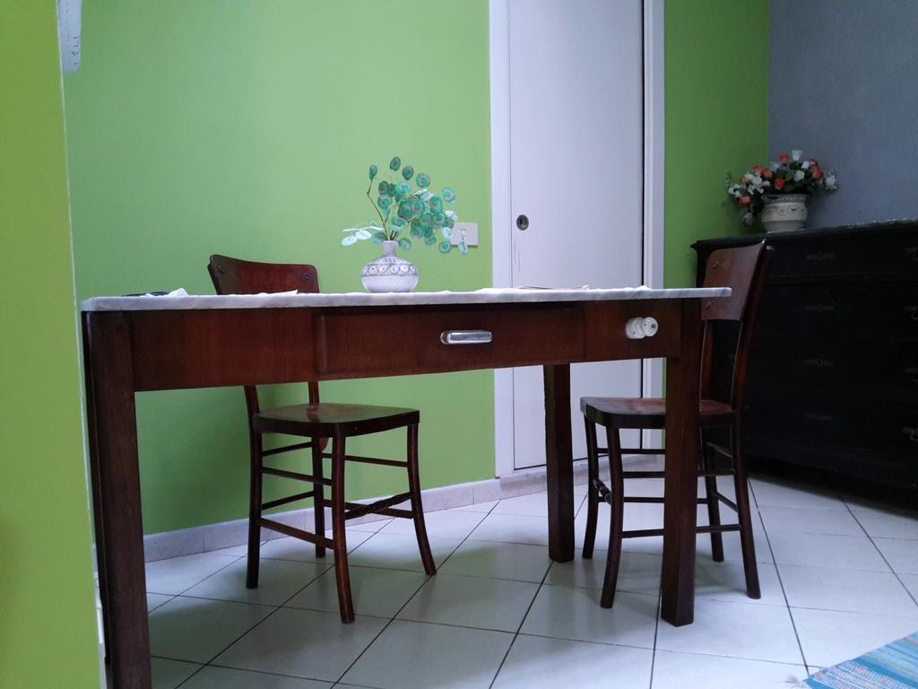 B&B Au Caruggiu Ceriale Bagian luar foto